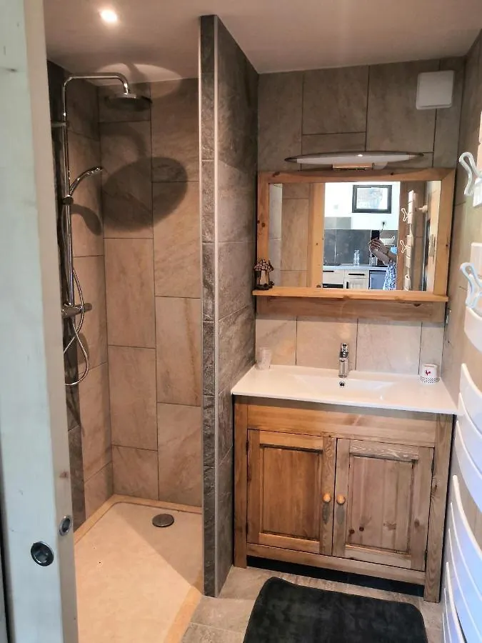 Apartment Gites Les Garianes Saint-Leger-les-Melezes