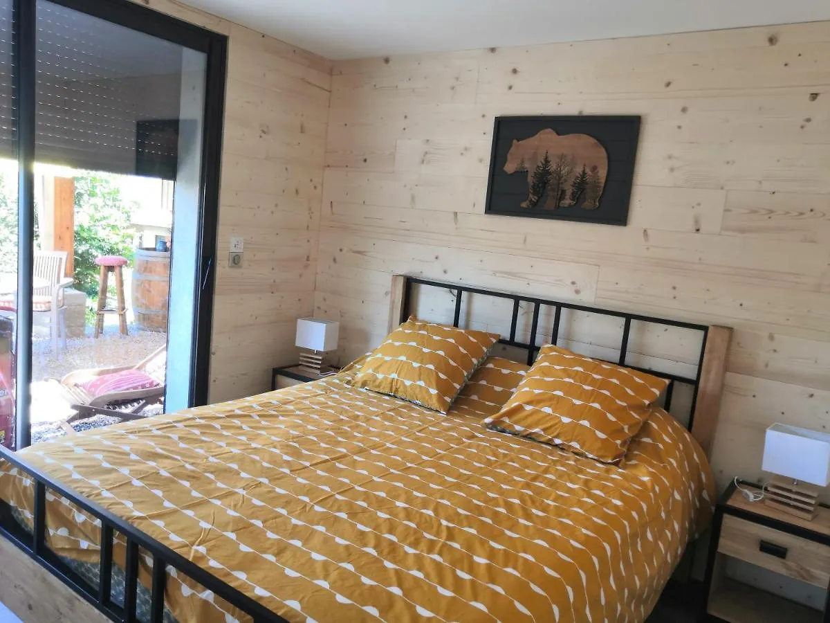 Apartment Gites Les Garianes Saint-Leger-les-Melezes